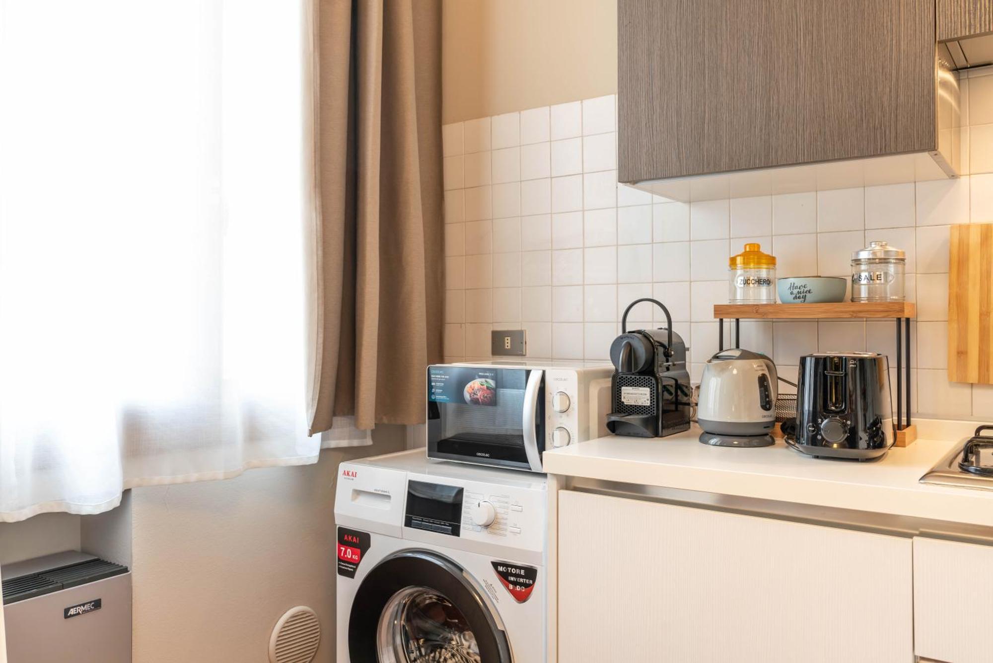 Апартаменты -Near Arena & Parking - Pet Friendly Historical Arena Palace Верона Экстерьер фото