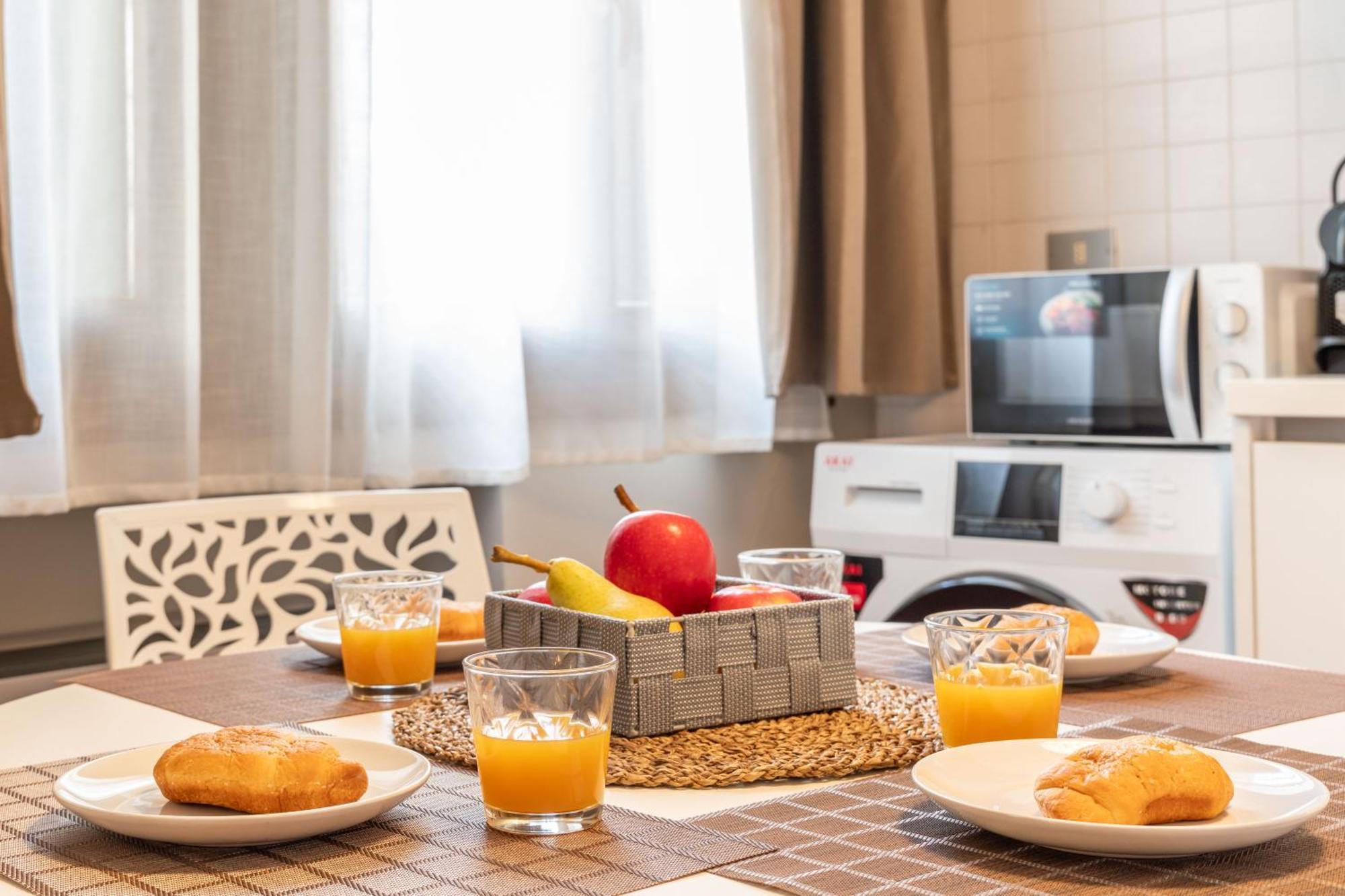 Апартаменты -Near Arena & Parking - Pet Friendly Historical Arena Palace Верона Экстерьер фото
