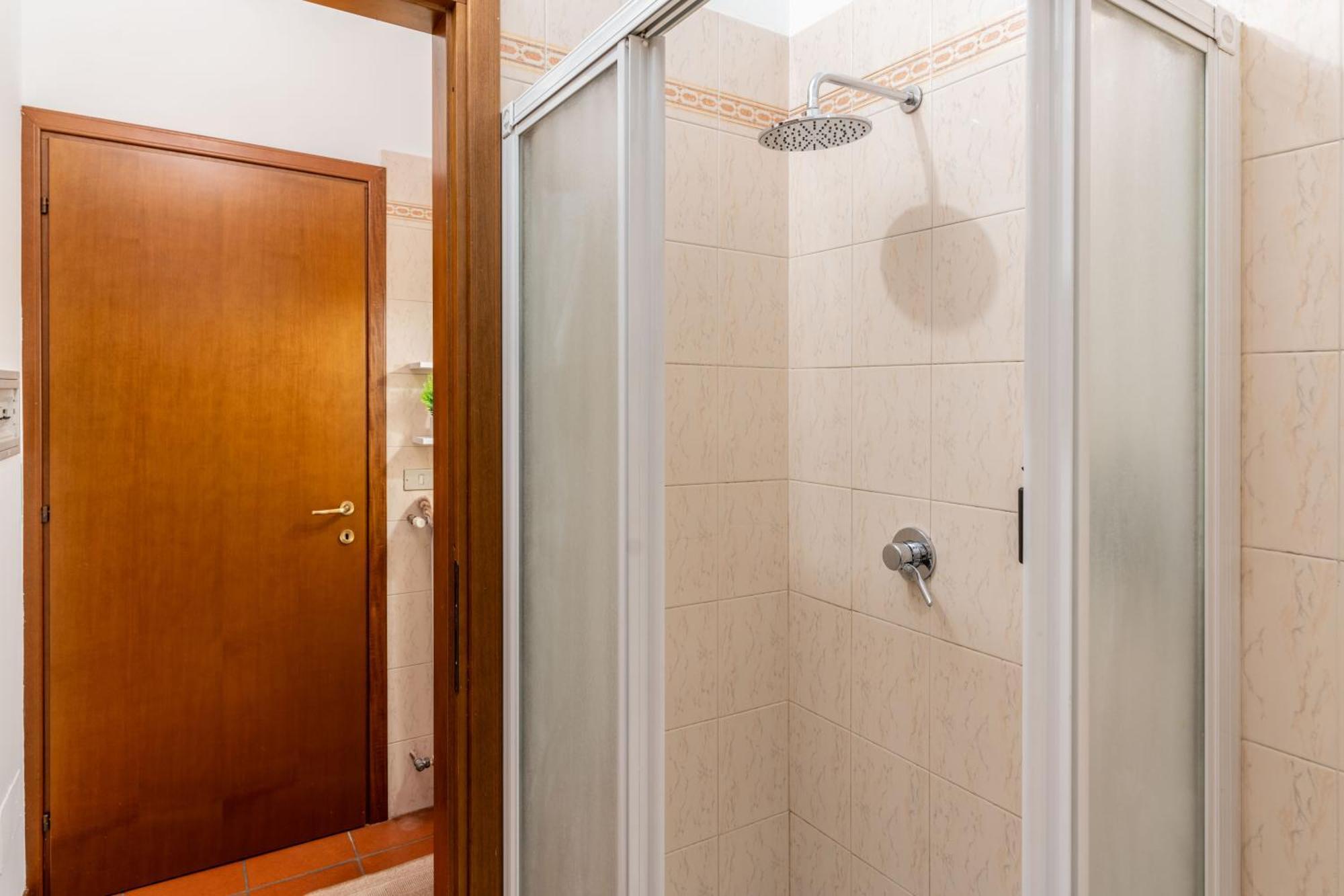 Апартаменты -Near Arena & Parking - Pet Friendly Historical Arena Palace Верона Экстерьер фото